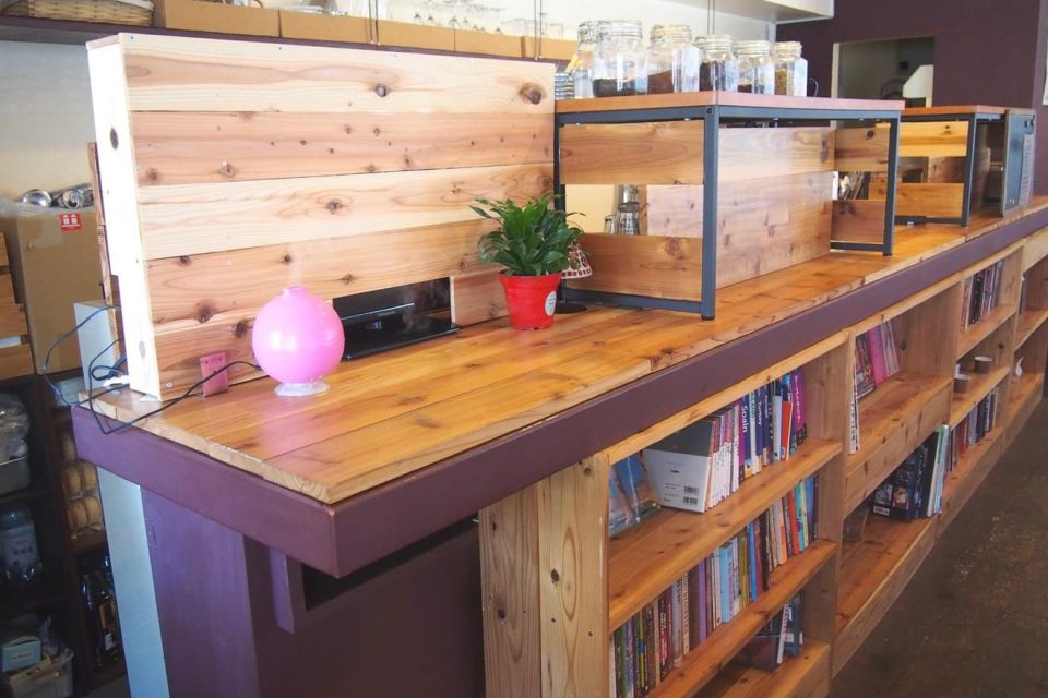 【”場所”を作るひとvol.4】元・カフェのスペースを活用して1日カフェも可能なレンタルスペースへ / Cafe Brownstoneの見出し画像