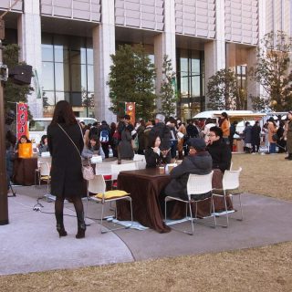 オフィスビルを活用して数千人が集まるイベントを開催|品川やきいもテラス