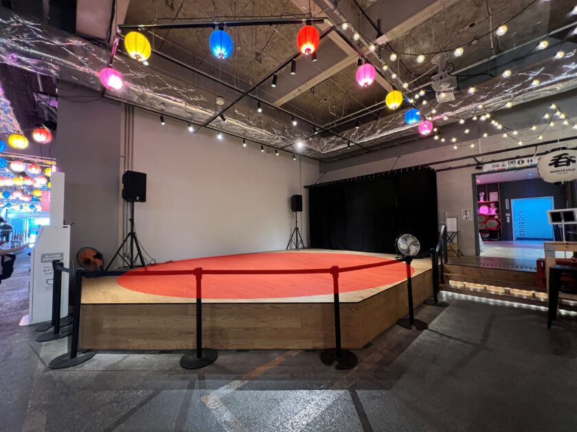 【アソビル：ASOBUILD】駅チカ商業施設の1階にあるイベントスぺースの画像