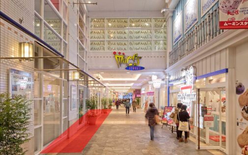 【横須賀モアーズシティ】販促イベントや物販に最適な横須賀中央駅改札出てすぐの半屋内スペース