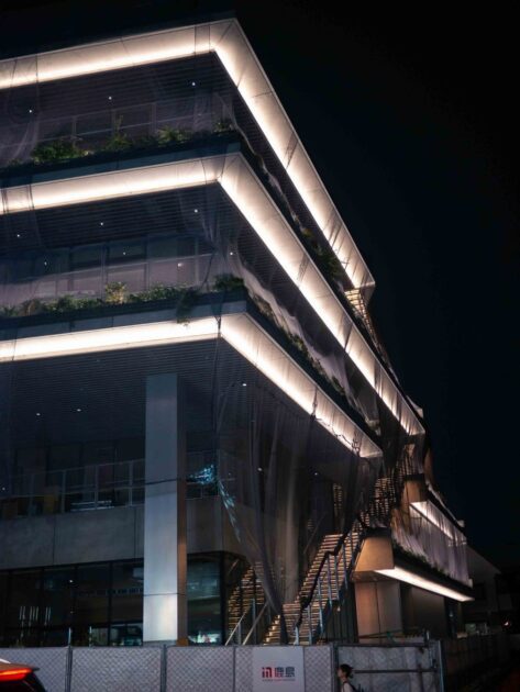 KOMAZAWA Park Quarter エントランス夜景